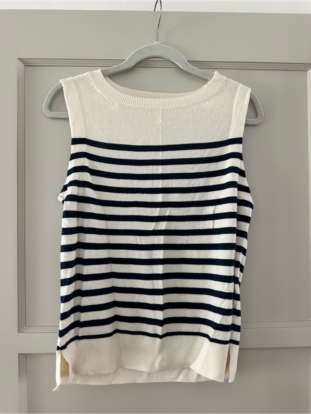Sleeveless Striped Knit Tank Top - White & Navy